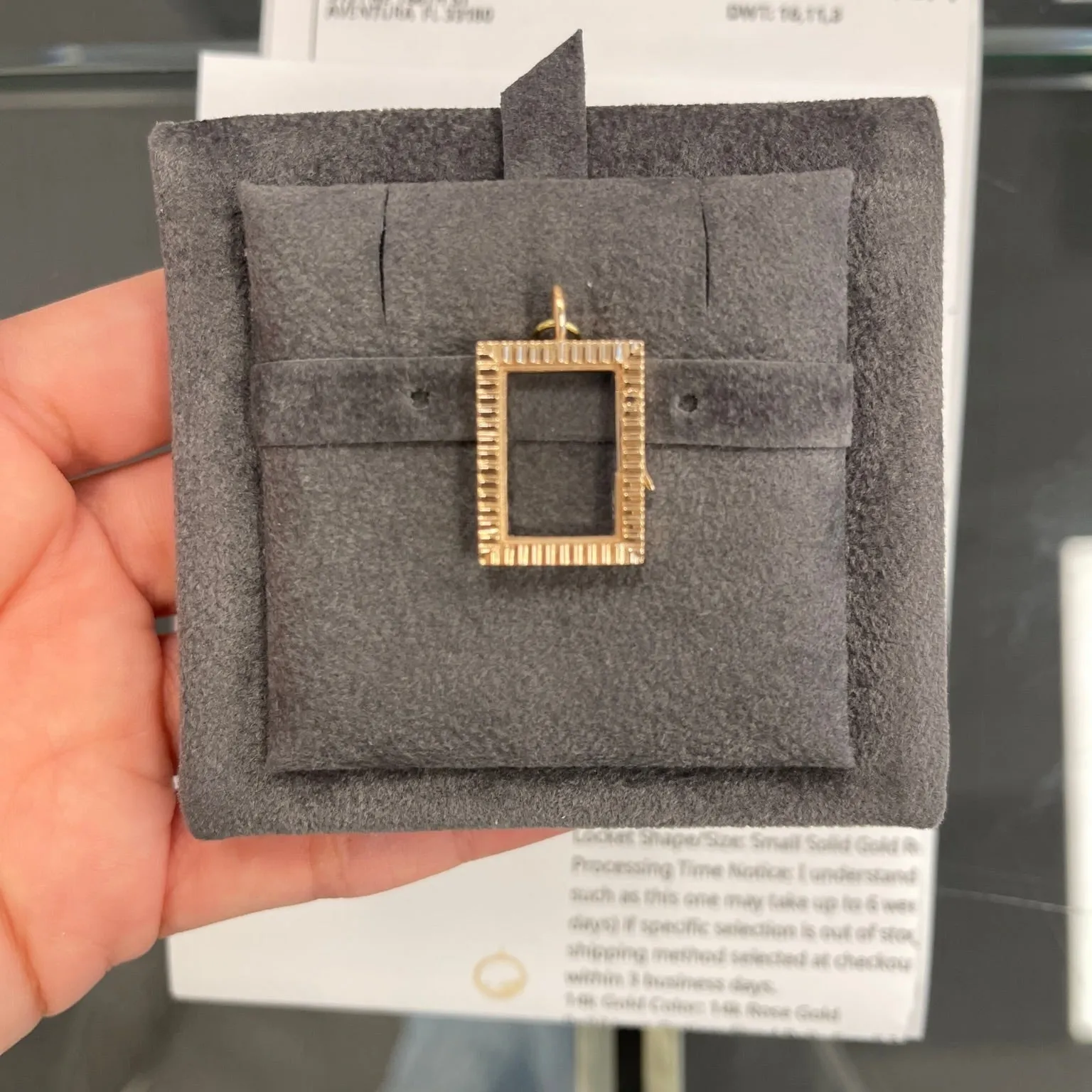 14k Gold Fluted Charm Locket in