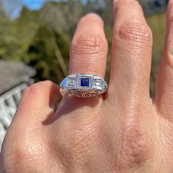 Art Deco Sapphire & Diamond Ring