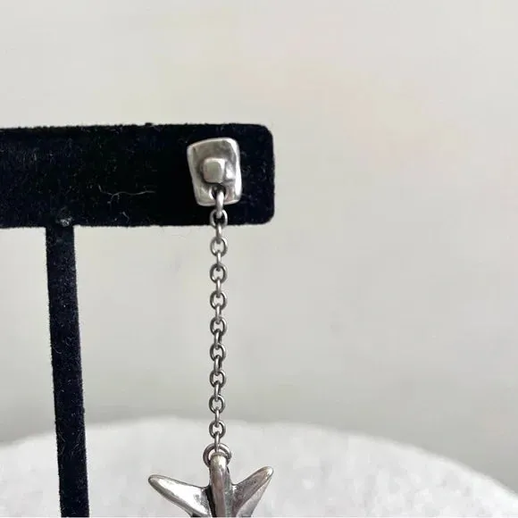 Star Dangle Chain Earrings