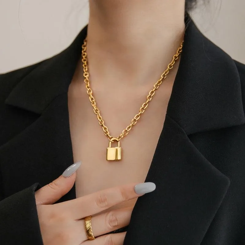 Thick Chain Lock Head Fashion Necklace