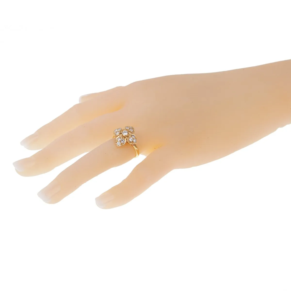 Van Cleef & Arpels Diamond Gold Flower Ring